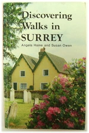 Bild des Verkufers fr Discovering Walks in Surrey zum Verkauf von PsychoBabel & Skoob Books