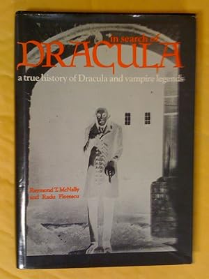 Immagine del venditore per In Search of Dracula : a True History of Dracula and Vampire Legends venduto da Livresse