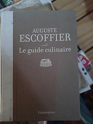 Imagen del vendedor de Le Guide Culinaire a la venta por LESTROUVAILLES