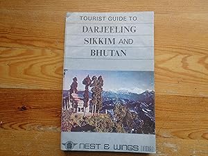 Image du vendeur pour Tourist guide to Darjeeling, Sikkim and Bhutan: a travellers' guide 1986 mis en vente par Philip Hopper