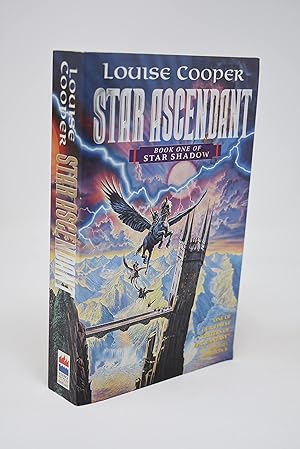 Image du vendeur pour Star Ascendant (Star Shadow, Book 1) mis en vente par Alder Bookshop UK