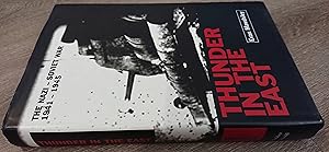 Immagine del venditore per Thunder in the East: The Nazi-Soviet War, 1941-1945 (Modern Wars) venduto da Marquis Books