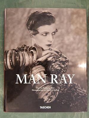 Seller image for Man Ray 1890-1976 for sale by Buchantiquariat Uwe Sticht, Einzelunter.
