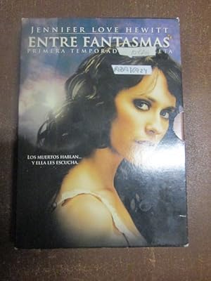 Seller image for ENTRE FANTASMAS for sale by LIBRERIA AZACAN