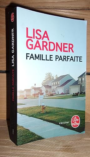 Seller image for FAMILLE PARFAITE for sale by Planet's books
