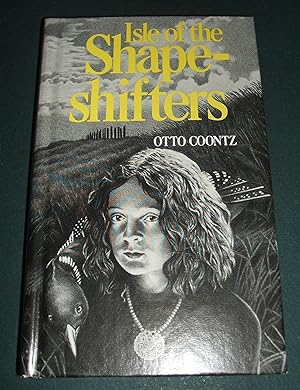 Bild des Verkufers fr Isle of the Shapeshifters // The Photos in this listing are of the book that is offered for sale zum Verkauf von biblioboy