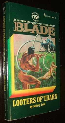 Imagen del vendedor de Blade Looters of Tharn Heroic Fantasy Series 19 a la venta por biblioboy