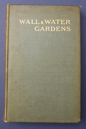 Wall & Water Gardens - The 'Country Life' Library