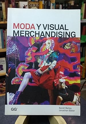 Seller image for Moda y visual merchandising for sale by Librera El Pez Volador