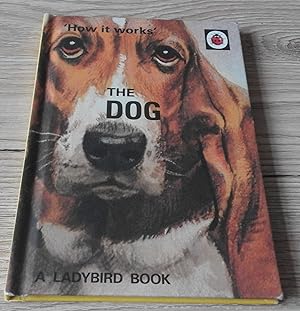 Image du vendeur pour How it Works: The Dog (Ladybirds for Grown-Ups) mis en vente par ladybird & more books
