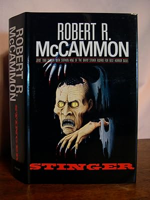 Imagen del vendedor de STINGER a la venta por Robert Gavora, Fine & Rare Books, ABAA