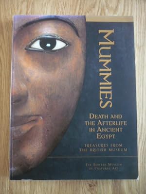 Immagine del venditore per Mummies: Death and the Afterlife in Ancient Egypt (Treasures From The British Museum) venduto da D'un livre  l'autre