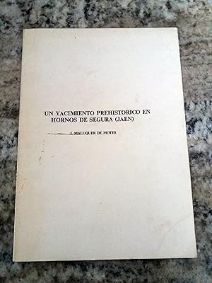 Imagen del vendedor de UN YACIMIENTO PREHISTRICO EN HORNOS DE SEGURA (JAN) a la venta por Itziar Arranz Libros & Dribaslibros