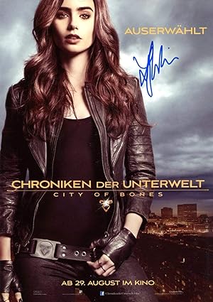 Seller image for Lily Collins autograph | Signed photograph for sale by Markus Brandes Autographs GmbH