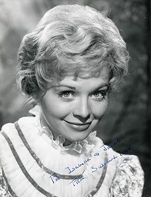 Bild des Verkufers fr Susannah York Autograph | signed photograph zum Verkauf von Markus Brandes Autographs GmbH