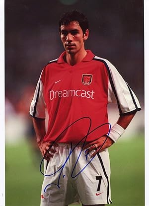 Bild des Verkufers fr Robert Pires autograph | In-Person signed photograph zum Verkauf von Markus Brandes Autographs GmbH