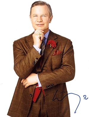 Bild des Verkufers fr Michael York autograph | Signed photograph zum Verkauf von Markus Brandes Autographs GmbH