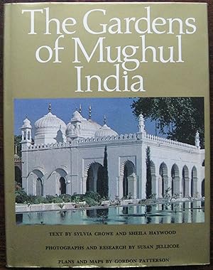 Bild des Verkufers fr The Gardens of Mughul India. A History and a Guide zum Verkauf von Vintagestan Books