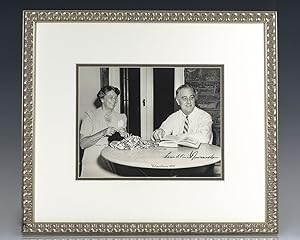 Franklin and Eleanor Roosevelt Signed Photograph: Christmas 1941.