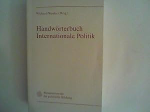 Immagine del venditore per Handwrterbuch Internationale Politik venduto da ANTIQUARIAT FRDEBUCH Inh.Michael Simon