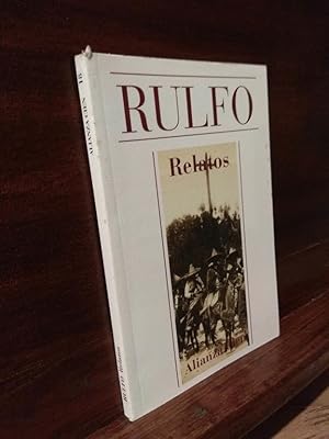 Seller image for Relatos for sale by Libros Antuano