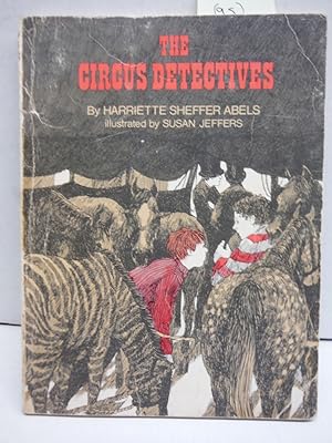 The Circus Detectives (Magic Circle Book)