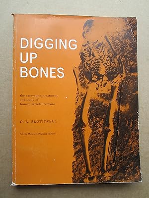 Immagine del venditore per Digging Up Bones, the excavation, treatment and study of Human Skelton Remains venduto da K Books Ltd ABA ILAB