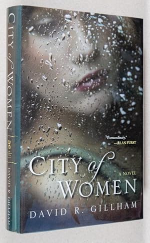 Immagine del venditore per City of Women venduto da Christopher Morrow, Bookseller