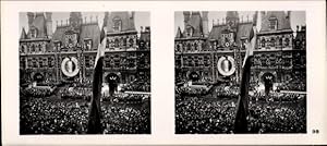 Seller image for Stereo Foto Paris Louvre, Remise de La Croix de la Liberation a Paris le 12 Avril 1945 - Editions Montrouge Linphot Photo Nr. for sale by akpool GmbH