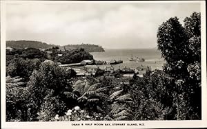 Bild des Verkufers fr Ansichtskarte / Postkarte Oban Insel Stewart Neuseeland, Half Moon Bay zum Verkauf von akpool GmbH