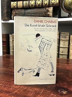 Seller image for Die Kunst ist ein Schrank. Aus den Notizbchern 1924 - 1940. Hrsg. von Peter Urban. for sale by Antiquariat Seibold