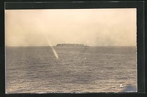 Bild des Verkufers fr Foto-Ansichtskarte Helgoland, Panorama von der SMS Nrnberg aus zum Verkauf von Bartko-Reher