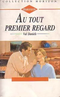 Bild des Verkufers fr Au tout premier regard - Val Daniels zum Verkauf von Book Hmisphres