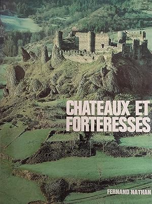 Image du vendeur pour CHATEAUX ET FORTERESSES mis en vente par libreria minerva