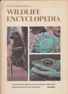 Bild des Verkufers fr The International Wildlife Encyclopedia Full Set of 20 Volumes; An Illustrated Library of all the Animals, Birds, Fish, insects and Reptiles of the World zum Verkauf von Robinson Street Books, IOBA