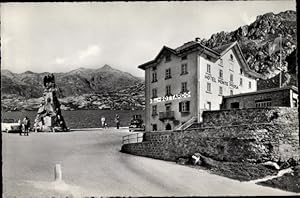 Bild des Verkufers fr Ansichtskarte / Postkarte Airolo Kanton Tessin Schweiz, St Gotthard Hospiz, San Gottardo Ospizio, Hotel Monte Prosa zum Verkauf von akpool GmbH