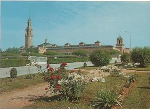 Imagen del vendedor de Postal E00785: Universidad Laboral, Gijn a la venta por EL BOLETIN