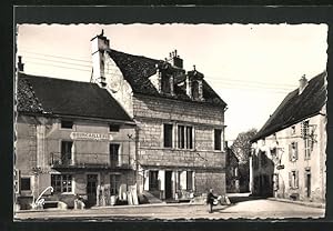 Carte postale Baigneux, La Maison aux Cariatides