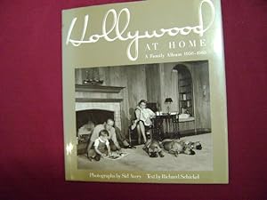 Immagine del venditore per Hollywood at Home. A Family Album. 1950-1965. venduto da BookMine