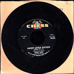 Imagen del vendedor de Sweet Little Sixteen (Surfin' U.S.A.) / Memphis (45 RPM CHUCK BERRY VINYL ROCK 'N ROLL 'SINGLE') a la venta por Cat's Curiosities