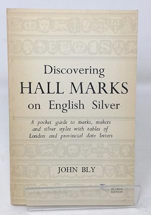 Imagen del vendedor de Hall Marks on English Silver (Discovering) a la venta por Cambridge Recycled Books