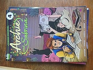 Imagen del vendedor de Archie No 708 (Archie and Sabrina No 4) - December 2019 - Cover B a la venta por El Pinarillo Books