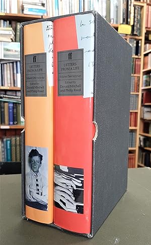 Image du vendeur pour Letters From A Life: Selected Letters and Diaries of Benjamin Britten Volumes One 1923-39 & Two 1939-45 in slipcase mis en vente par Edinburgh Books