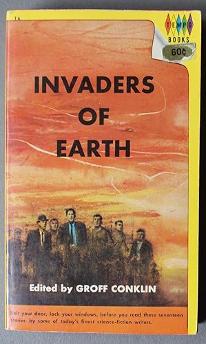 Imagen del vendedor de INVADERS OF EARTH (Science Fiction Stories; Tempo Book # T6 ) a la venta por Comic World