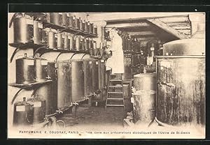 Ansichtskarte Paris, Parfumerie E. Coudray - Une cave aux prèparations alcooliques de l`Usine de ...