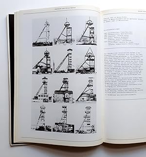 Bild des Verk�ufers f�r Szene Rhein-Ruhr 72 - Bildende Kunst - R�ume - Aktionen etc. - Josef Beuys, Marcel Broodthaers, Ferdinand Kriwet, Heinz Mack, Dieter Rot, Daniel Spoerri, Karlheinz Stockhausen, G�nter Uecker, Mary Bauermeister, Robert Filliou etc. zum Verkauf von Verlag IL Kunst, Literatur & Antiquariat
