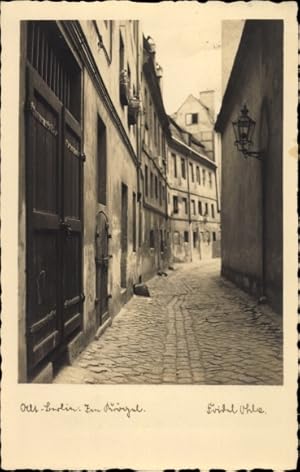 Bild des Verkufers fr Foto Ansichtskarte / Postkarte Berlin, Krgelgasse in Alt-Berlin zum Verkauf von akpool GmbH