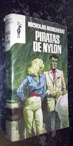 Imagen del vendedor de Piratas de nylon a la venta por Librera La Candela
