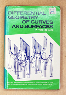 Immagine del venditore per Differental Geometry of Curves and Surfaces. venduto da antiquariat peter petrej - Bibliopolium AG