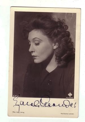 ZARAH LEANDER. (1907 - 1981). Schwedische Schauspielerin und Sängerin. FOTO-KARTE SIGNIERT. Ufa. ...